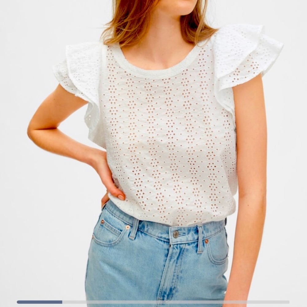 Gap Eyelet Ruffle Sleeve Top